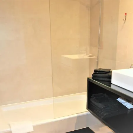 Rocha Tower 12c Portimão