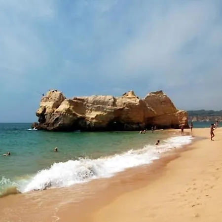 Apartament Rocha Tower 12c