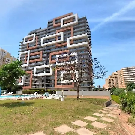Turisticos Rocha Tower 12c *