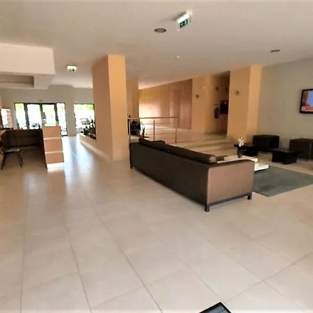 Turisticos Rocha Tower 12c Apartment Portimao