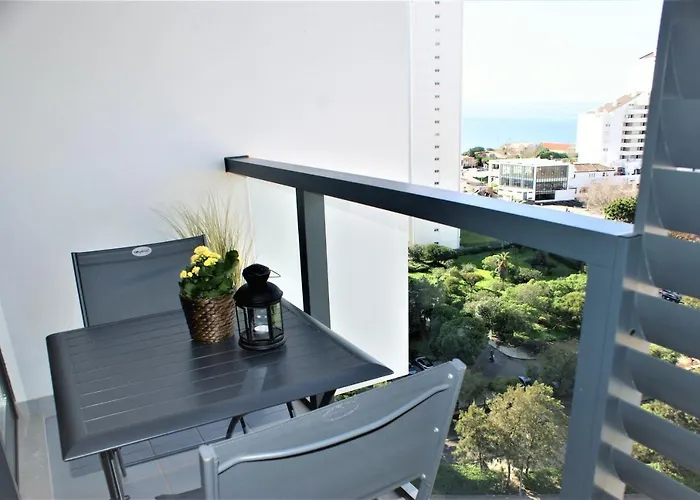Rocha Tower 12c Apartman