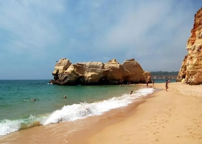 Daire Rocha Tower 12c